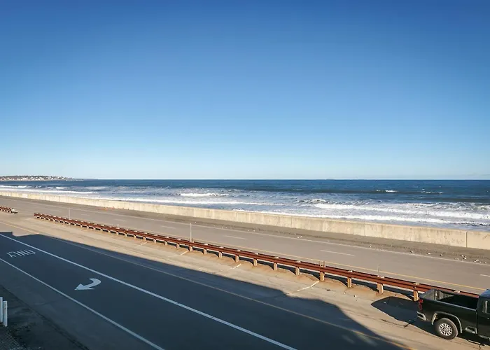 Direct Oceanfront Studio Suite!