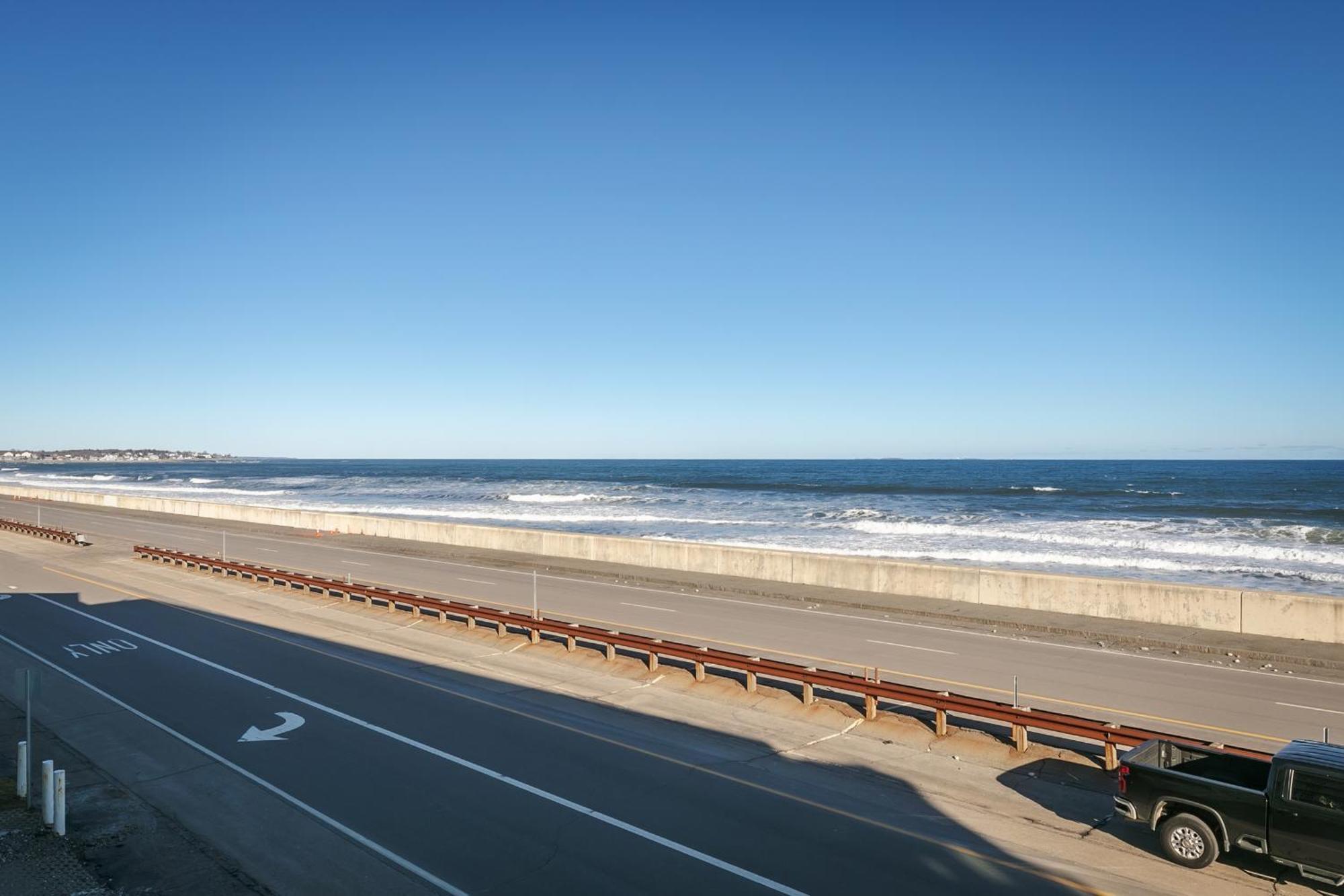 Apartment Direct Oceanfront Suite! *